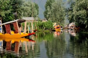 Kashmir-4N 5D - 3N Srinagar (Pahalgam - Gulmarg - Sonmarg) | 1N Srinagar House Boat-KA004