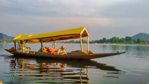 Kashmir-3N 4D - 2N Srinagar | 1N Srinagar House Boat-KA003